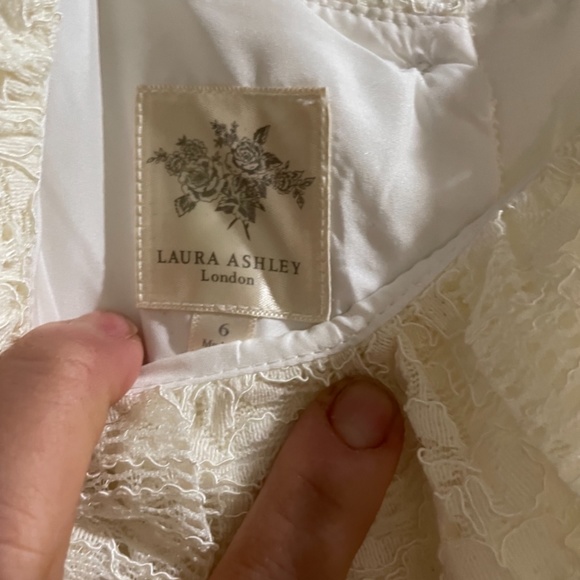 Big Girl Laura Ashley Dress - Picture 2 of 2